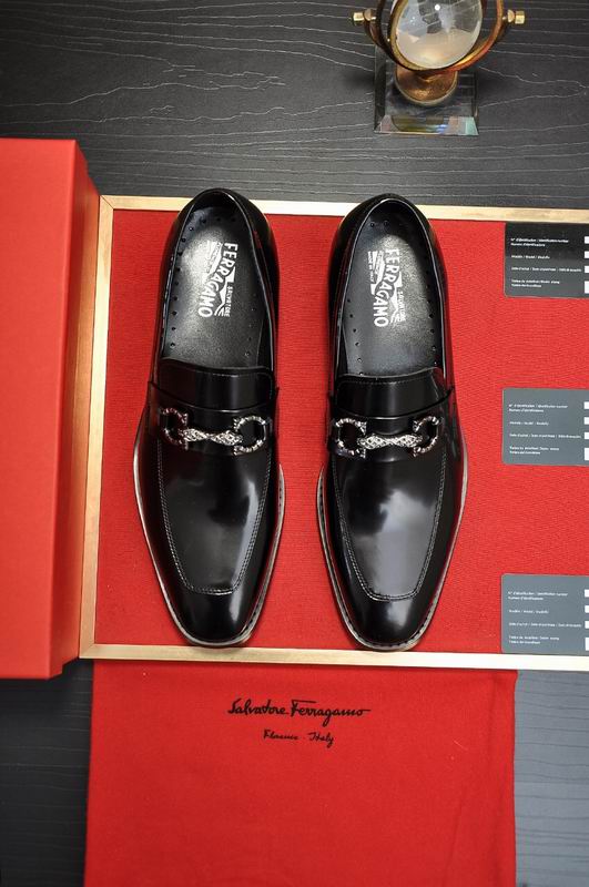 Ferragamo sz38-45 hnq0118